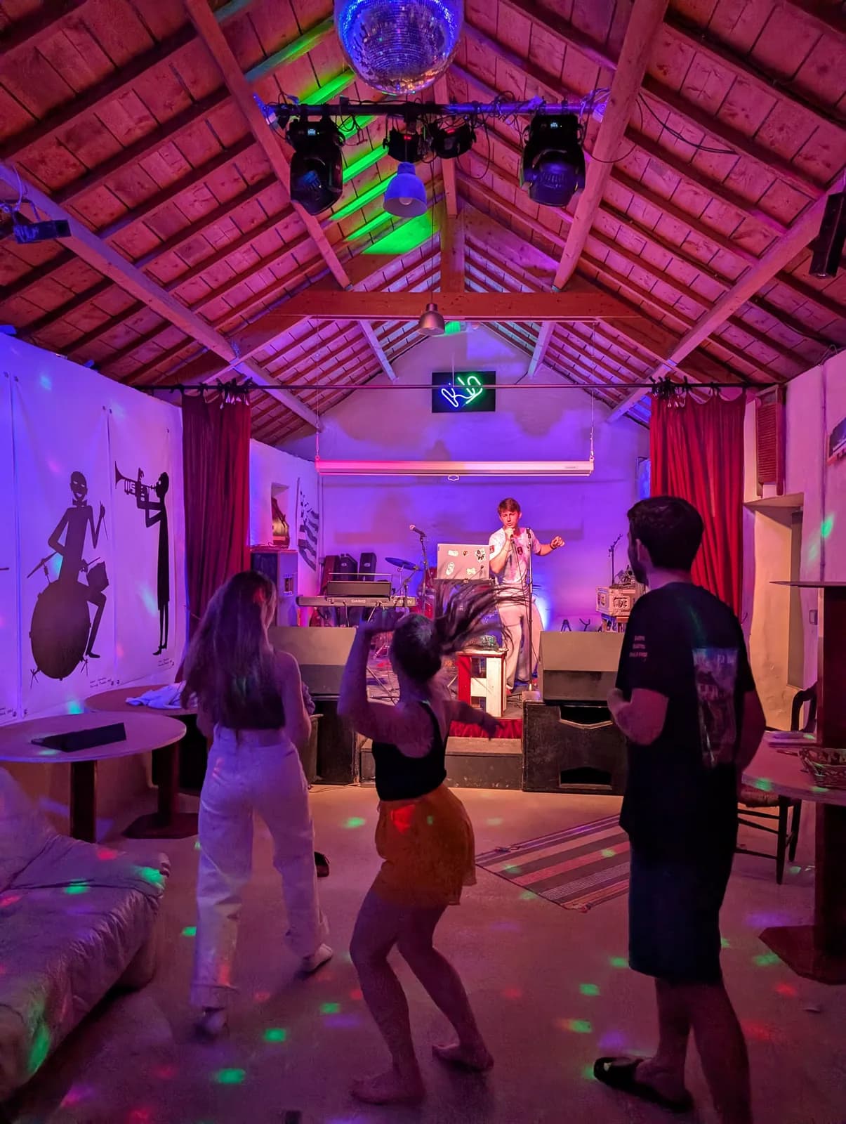 La salle cabaret de 60 m²